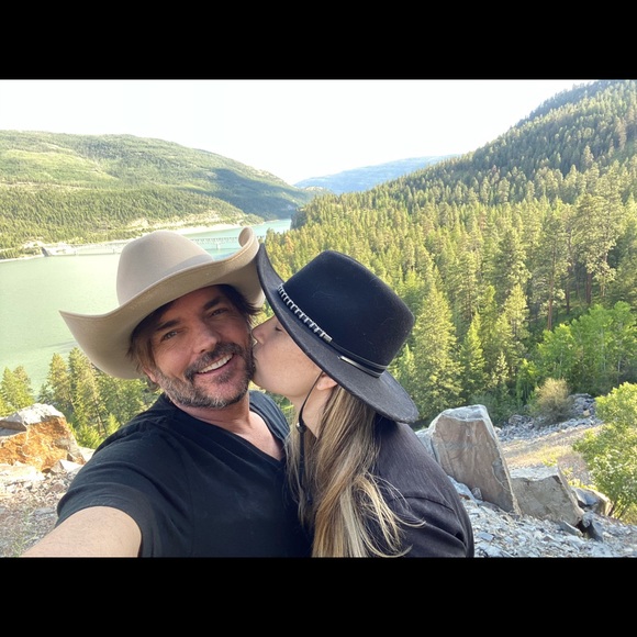 Meet your Posher, Melissa - Picture 9 of 13